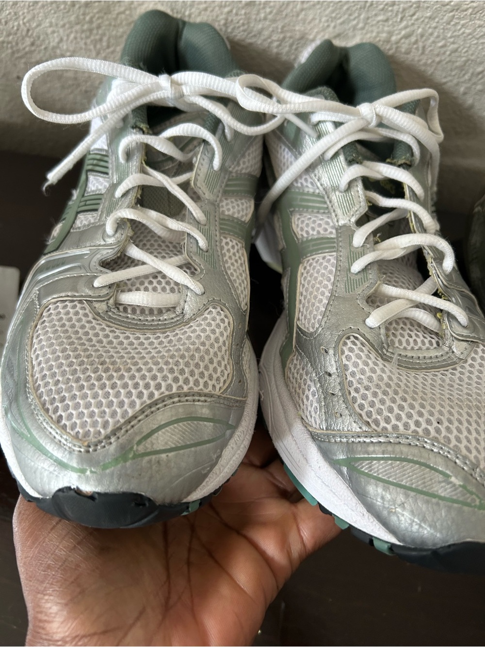 USED Gel-Kayano 14
Size 13
In great condition! - Picture 7 of 16